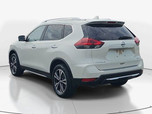 Used 2020 Nissan Rogue SV w/ Premium Package AWD/4WD image 8