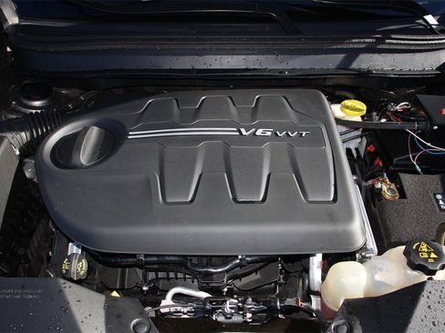 Used 2021 Jeep Cherokee Trailhawk w/ Trailer Tow Group image 28