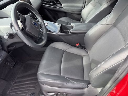 Used 2023 Subaru Solterra Limited image 6