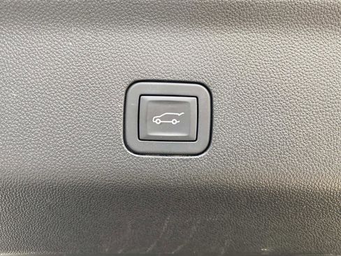 Used 2023 Chevrolet Tahoe RST w/ Luxury Package image 9