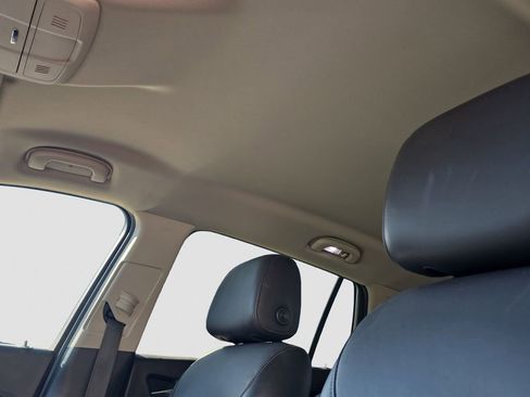 Used 2019 Buick Envision Essence image 8