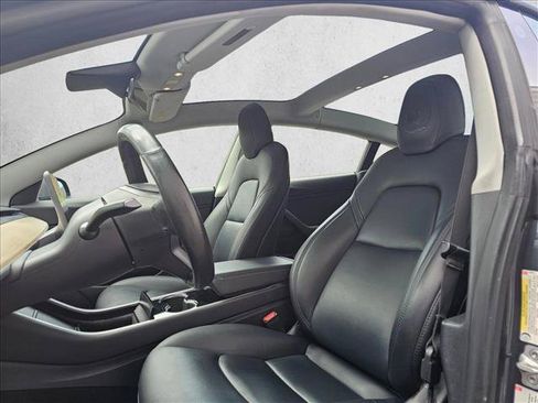 Used 2018 Tesla Model 3 Long Range RWD image 20