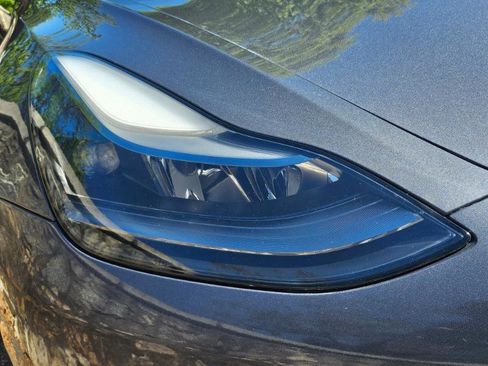 Used 2023 Tesla Model 3 Standard Range RWD image 21