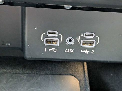 Used 2023 Jeep Wagoneer L Series II w/ Convenience Group I image 24