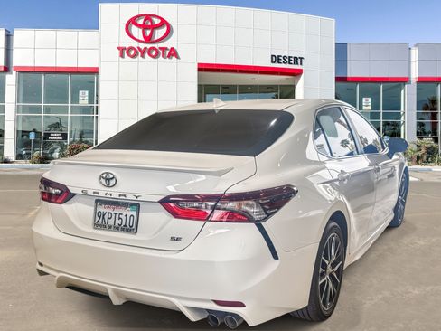 Used 2024 Toyota Camry SE w/ Convenience Package image 6