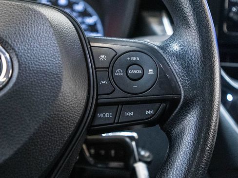 Used 2024 Toyota Corolla LE FWD image 19