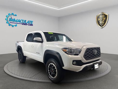 Used 2023 Toyota Tacoma TRD Off-Road w/ Technology Package AWD/4WD image 7