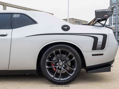 Used 2021 Dodge Challenger R/T Scat Pack RWD image 5
