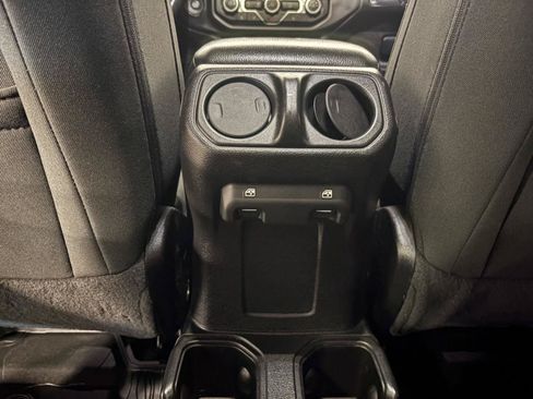 Used 2020 Jeep Wrangler Unlimited Sport S AWD/4WD image 32