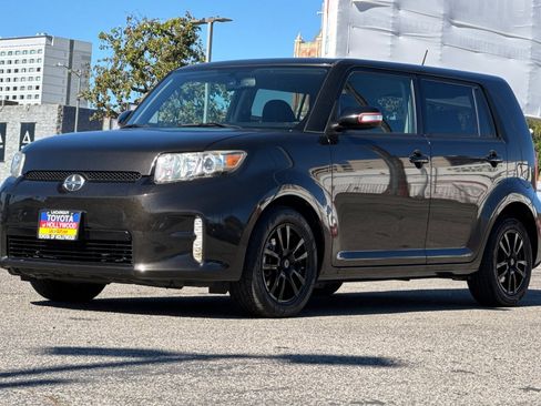 Used 2015 Scion xB 686 Parklan Edition image 8