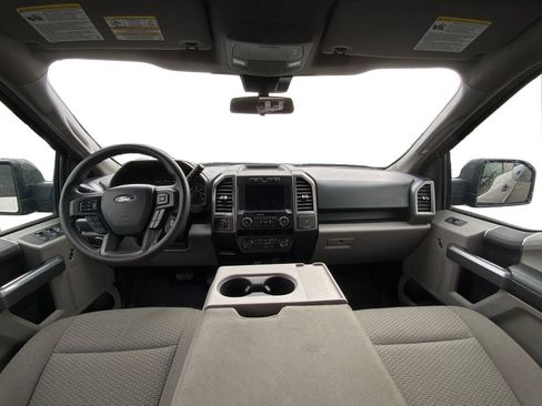 Used 2019 Ford F150 XLT image 14