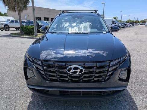 Used 2022 Hyundai Tucson Blue AWD/4WD image 9