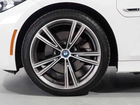 Used 2023 BMW 330e *NAVIGATION, CURVED DISPLAY, S w/ Convenience Package image 42