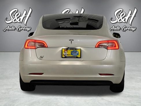Used 2020 Tesla Model 3 Standard Range RWD image 19