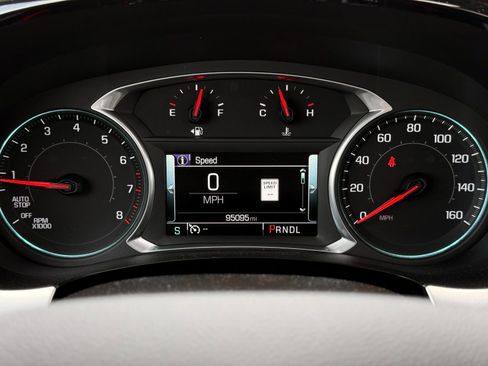 Used 2018 Chevrolet Traverse High Country AWD/4WD image 35