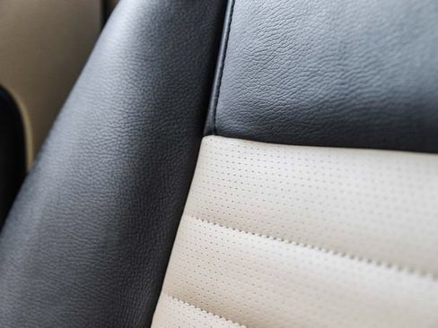 Used 2007 Ford Mustang GT Premium RWD image 61