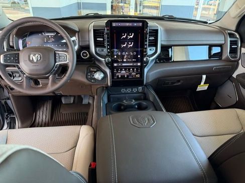 New 2026 RAM 1500 Laramie AWD/4WD image 21
