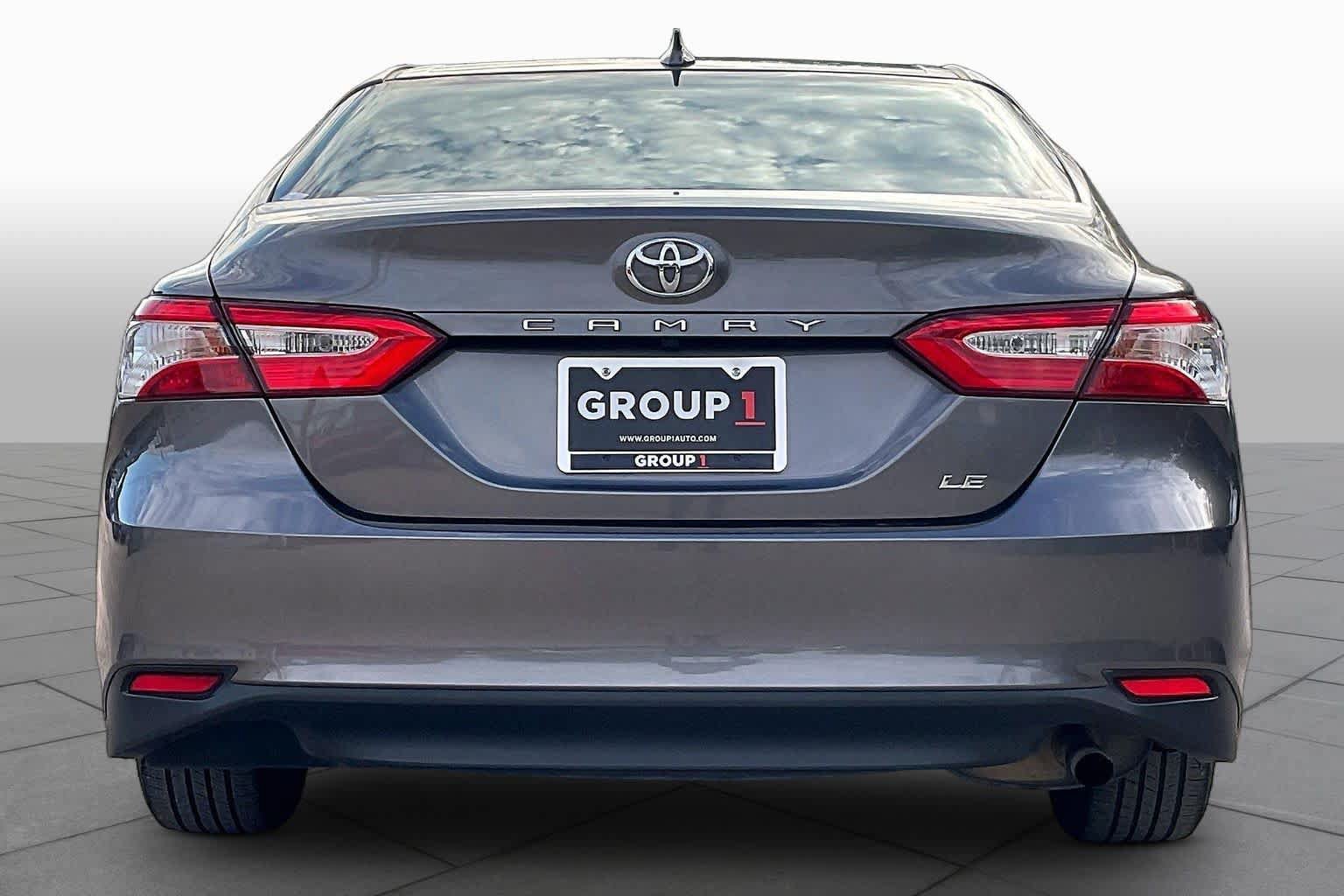 Used 2019 Toyota Camry LE FWD image 5
