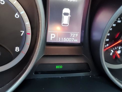 Used 2016 Hyundai Santa Fe Sport image 7