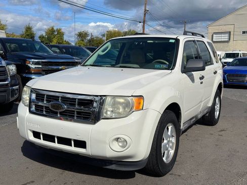 Used 2010 Ford Escape XLT image 5