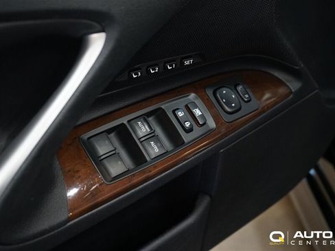 Used 2014 Lexus IS 250C RWD image 11