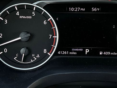 Used 2025 Nissan Rogue SV image 38