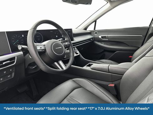 New 2025 Hyundai Sonata Limited image 23