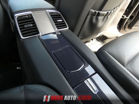 Used 2011 Porsche Panamera 4 AWD/4WD image 41