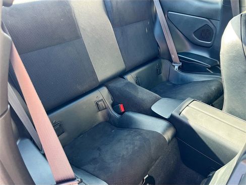 Used 2023 Toyota GR86 Premium w/ ALL Weather Mat Package (TMS) image 23