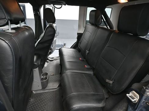 Used 2008 Jeep Wrangler Unlimited Sahara AWD/4WD image 29