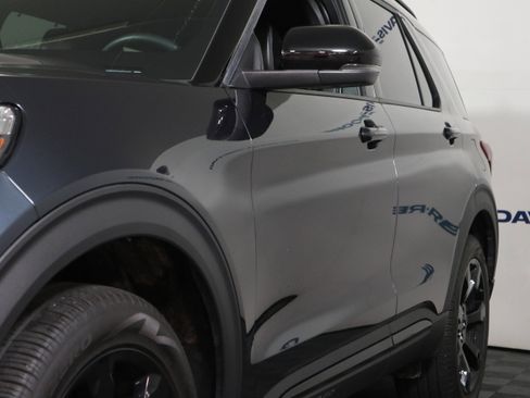 Used 2023 Ford Explorer ST w/ Equipment Group 401A image 12