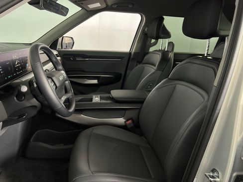 Used 2024 Kia EV9 Light Long Range image 23