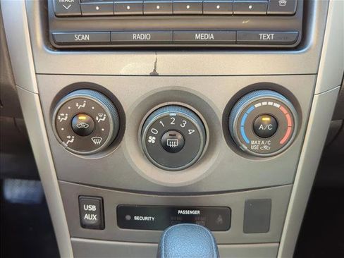 Used 2012 Toyota Corolla S image 16