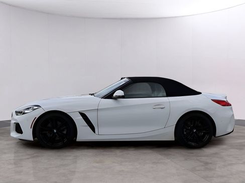 Used 2019 BMW Z4 sDrive30i w/ M Sport Package RWD image 11
