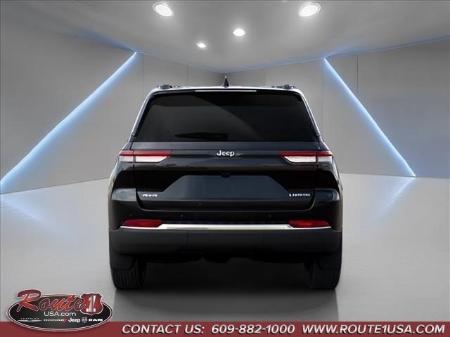 New 2026 Jeep Grand Cherokee Laredo w/ MOPAR Finishing Package AWD/4WD image 8