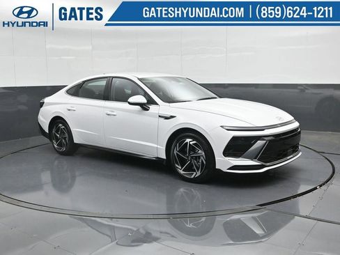 New 2026 Hyundai Sonata SEL image 4