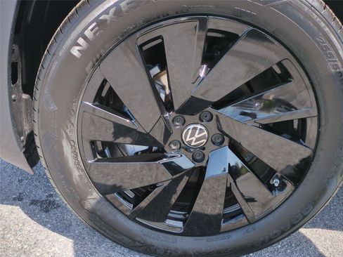 New 2026 Volkswagen Atlas SE AWD/4WD image 23