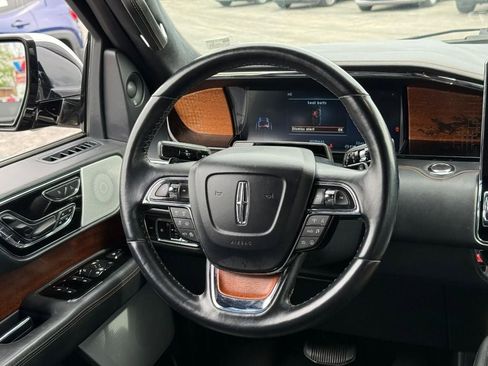 Used 2023 Lincoln Navigator Black Label AWD/4WD image 13