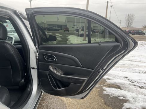 Used 2015 Chevrolet Malibu LT w/ Power Convenience Package image 33