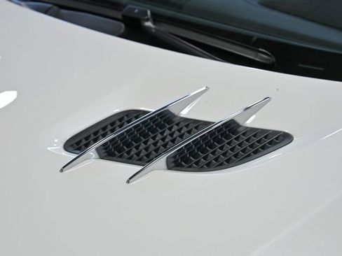 Used 2020 Mercedes-Benz SL 550 image 22