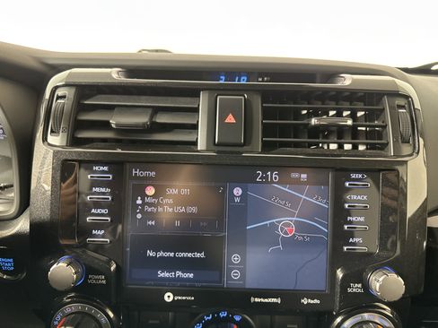 Used 2022 Toyota 4Runner TRD Off-Road Premium image 14