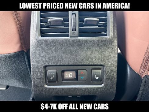 New 2025 Mitsubishi Outlander SEL image 29