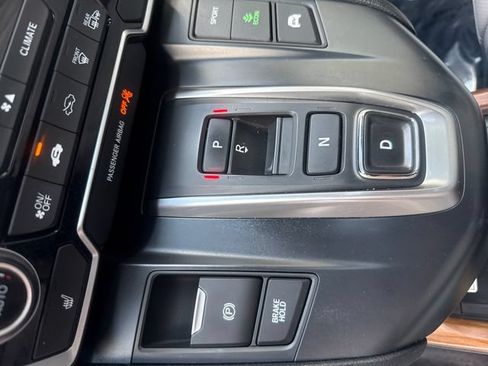 Used 2022 Honda CR-V Touring image 18