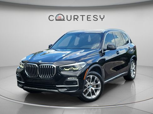 Used 2020 BMW X5 sDrive40i w/ Premium Package RWD image 1