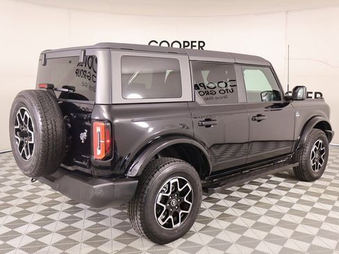 Used 2023 Ford Bronco Outer Banks image 21
