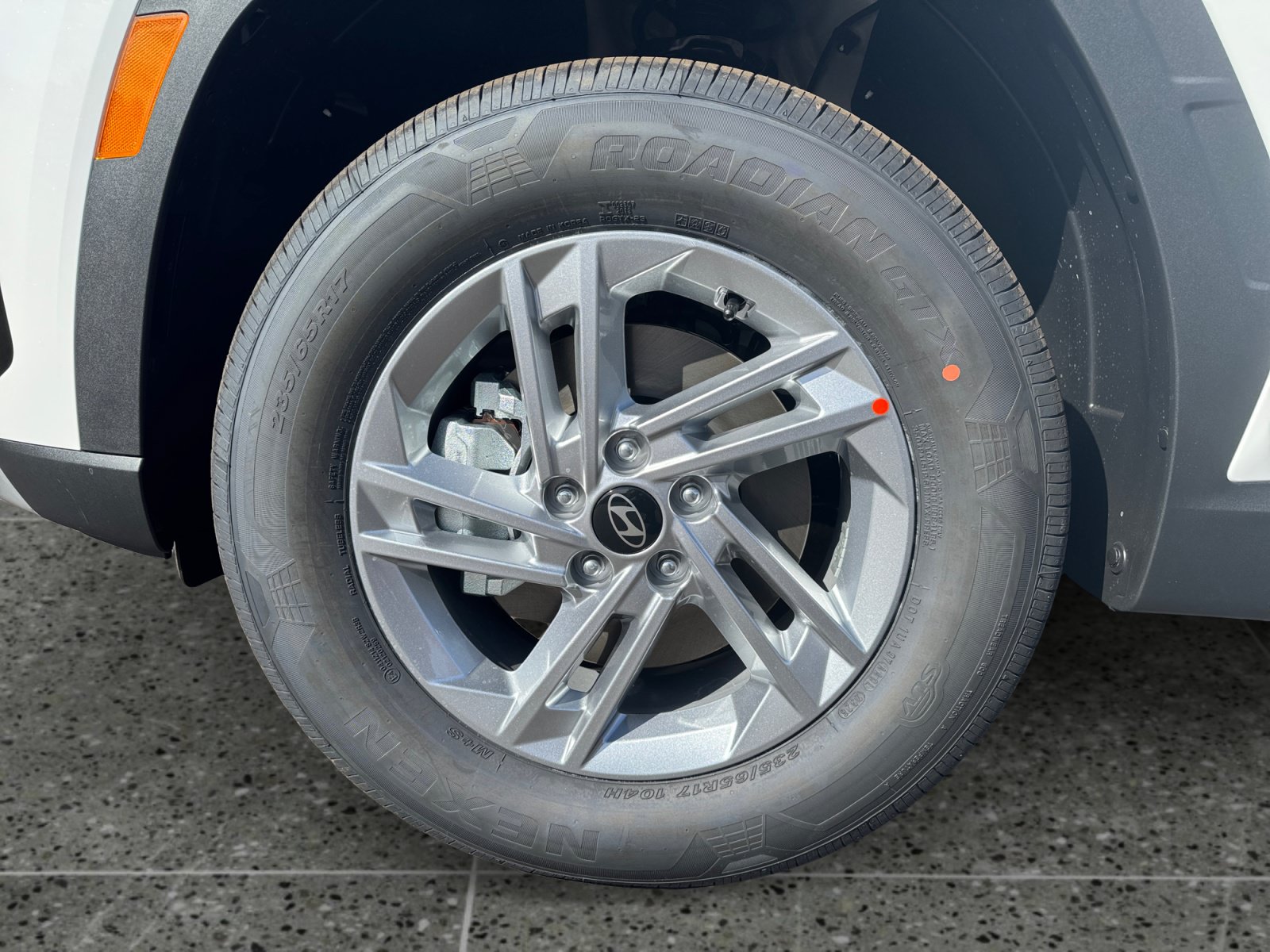 New 2026 Hyundai Tucson SE AWD/4WD image 14
