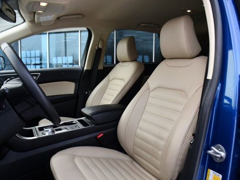 Used 2023 Ford Edge SEL w/ Convenience Package image 13