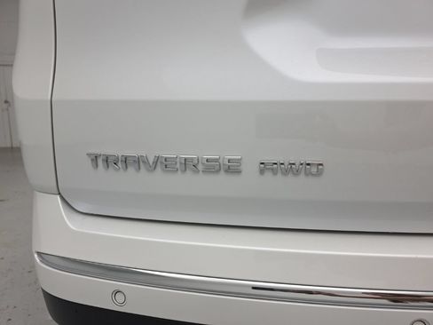 Used 2020 Chevrolet Traverse High Country AWD/4WD image 68