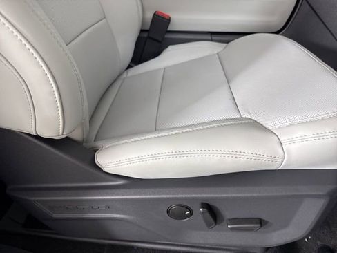 New 2025 Ford Expedition Max Platinum w/ Driver's Package image 21