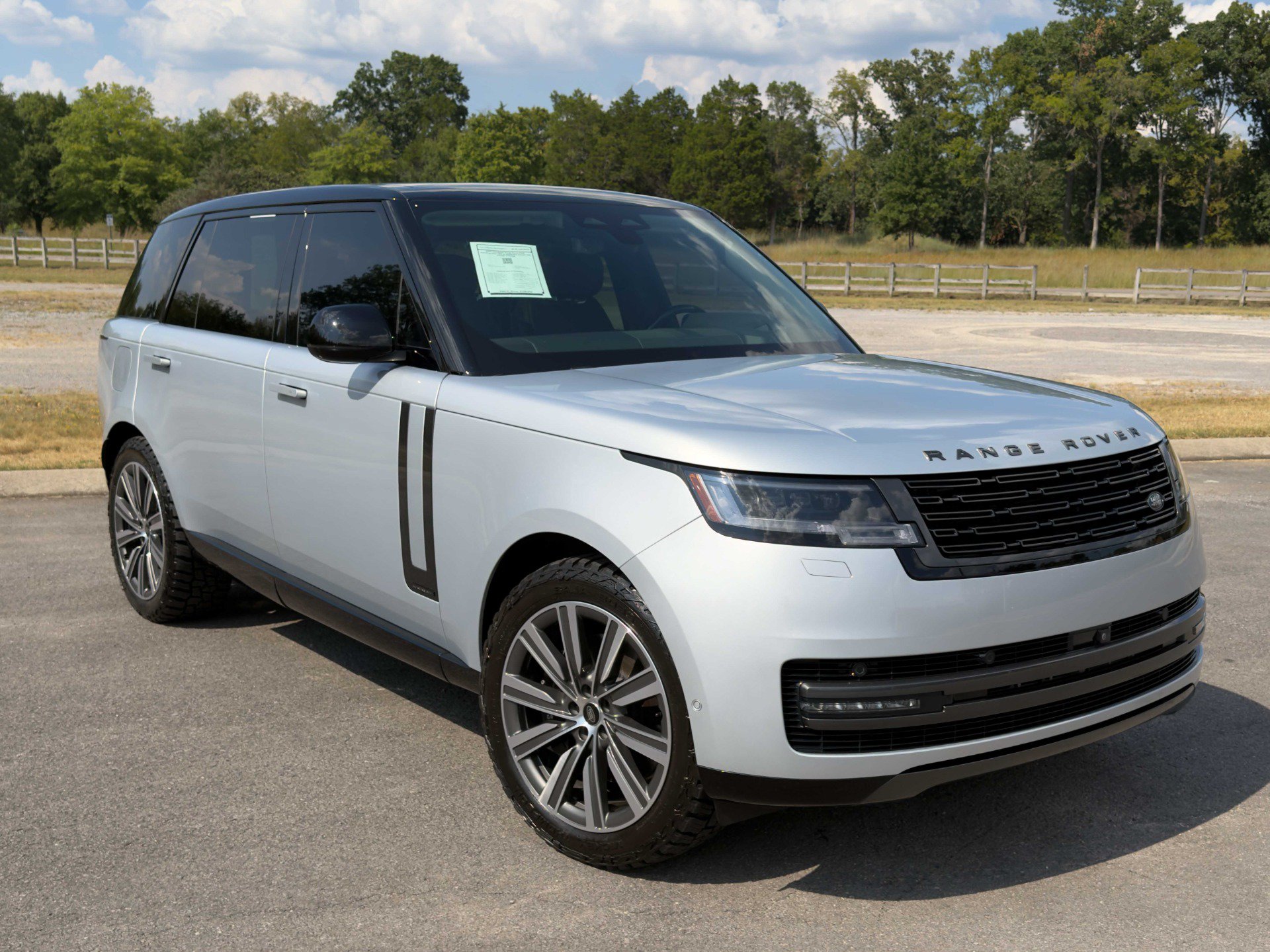 Used 2024 Land Rover Range Rover Long Wheelbase Autobiography AWD/4WD image 1